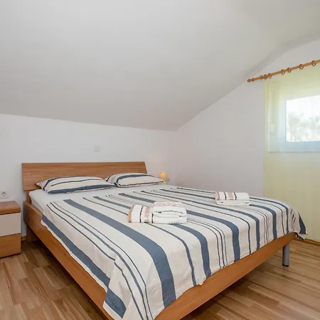 Gostinjska kuća & Spanjol 4*