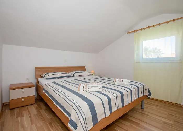 Pensionat & Spanjol 4*