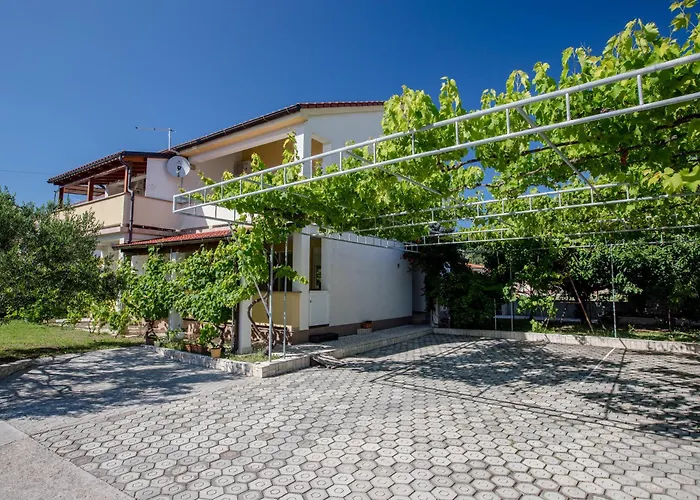 Pensionat & Spanjol Palit