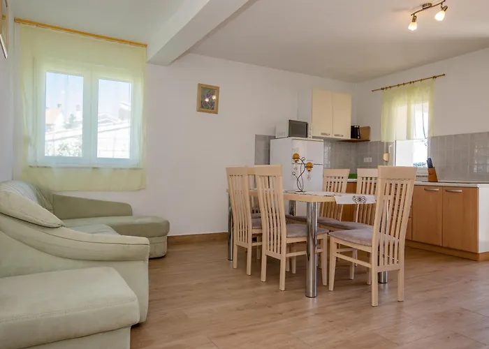 Pensionat & Spanjol Palit